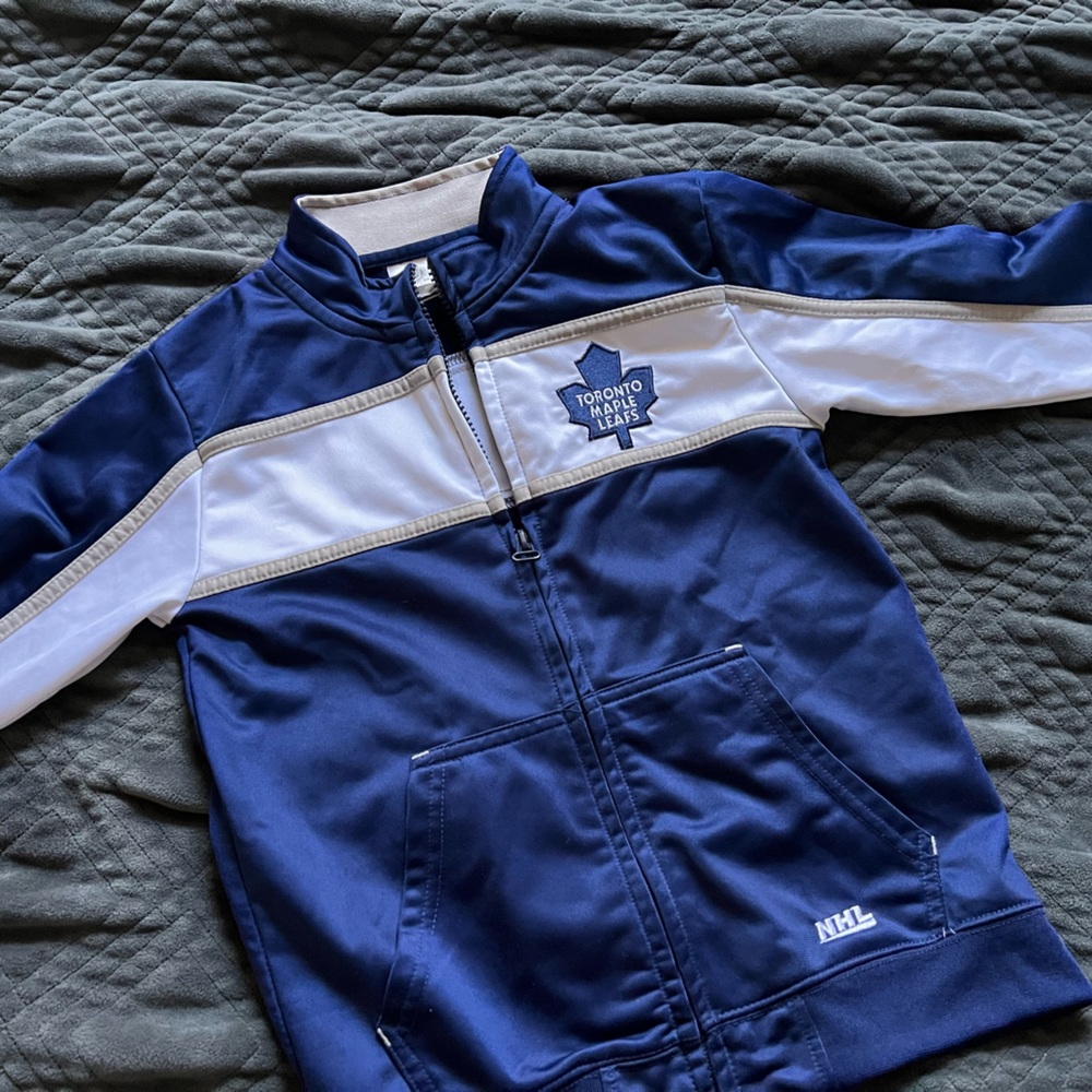Toronto Maple Leafs kids sweater